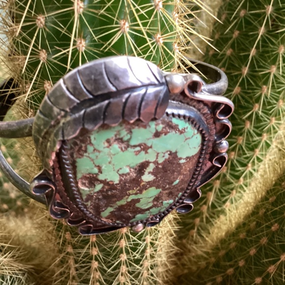 Vintage Native American Sterling Silver Old Pawn Turquoise Cuff - Picture 4 of 16